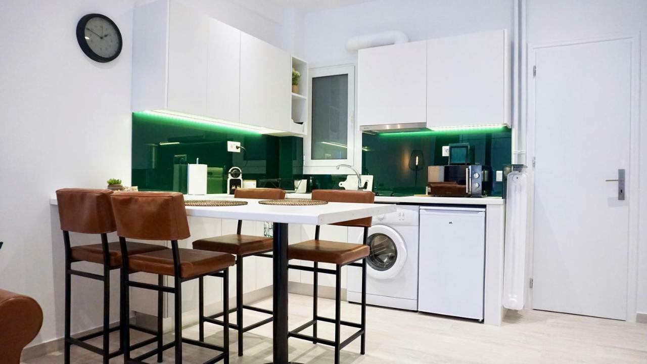 Industrial Style Studio In Atény Exteriér fotografie