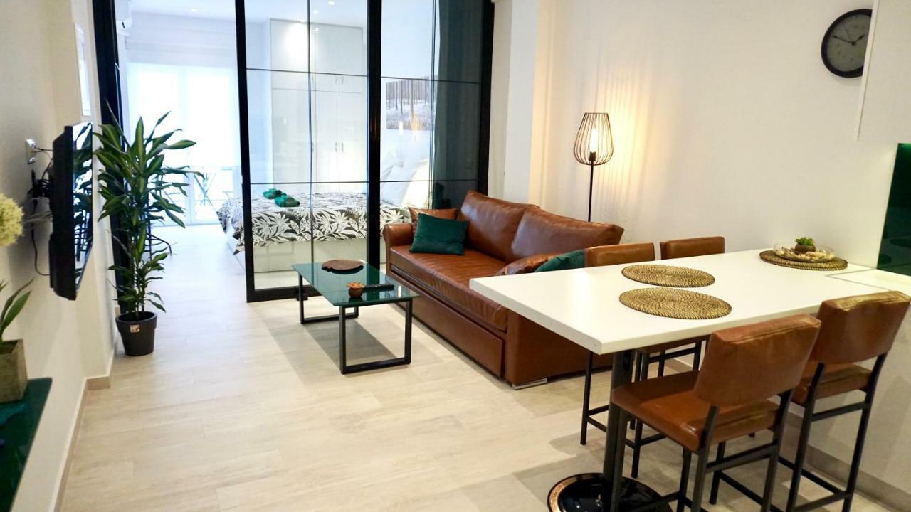 Industrial Style Studio In Atény Exteriér fotografie